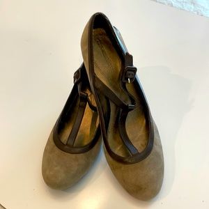 Naturalizer Suede Leather Pump | Size 9.5M | Color Light Brown